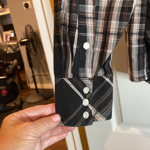 Men’s western pearl button shirt size Large - Picture 5 of 5